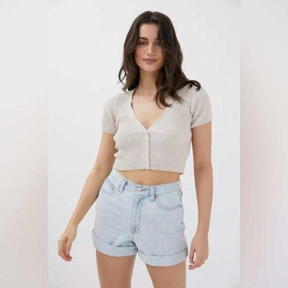 URBAN OUTFITTERS BDG SUPER LIGHT WASH DENIM HIGH RISE MOM SHORTS SIZE 26 - Picture 3 of 6